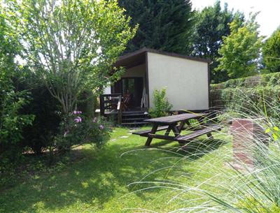 Rental of mobile home and tent at Camping Château de Bouafles, 4-star campsite, location camping caravanning, mobile home, sale new and used mobile homes near Rouen, camping edge of Seine in the Eure in Upper Normandy
