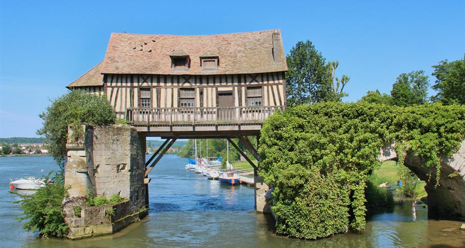 Landscape - Around the Camping Château de Bouafles near Giverny in the Eure, in Normandy