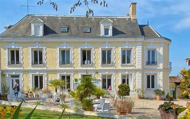 Chateau de Bouafles